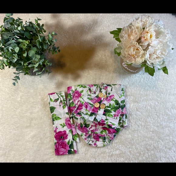 Girls baby 12m flowery romper - Picture 2 of 6